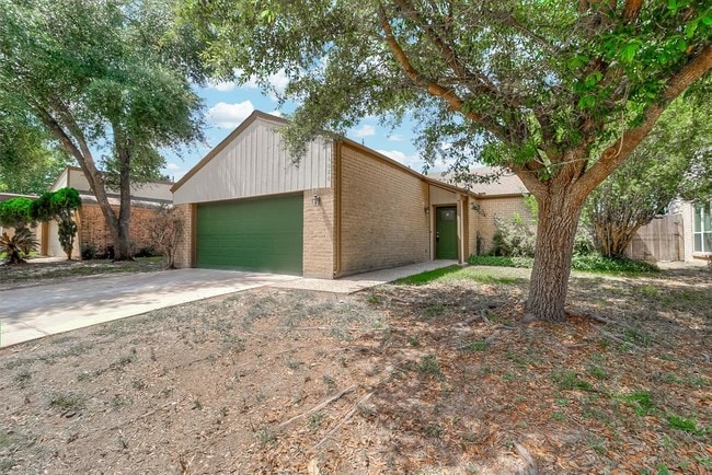 Photo - 16026 Bear Hill Dr House