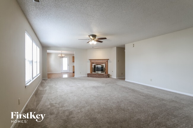 Photo - 9192 Huntleigh Cir