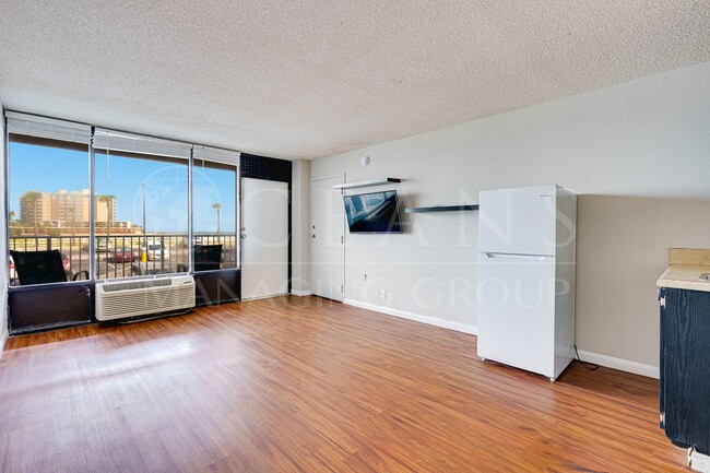 Photo - Beachfront Unit in Daytona Beach Shores Unit 206