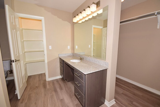 Lake Park Villages Interior 8