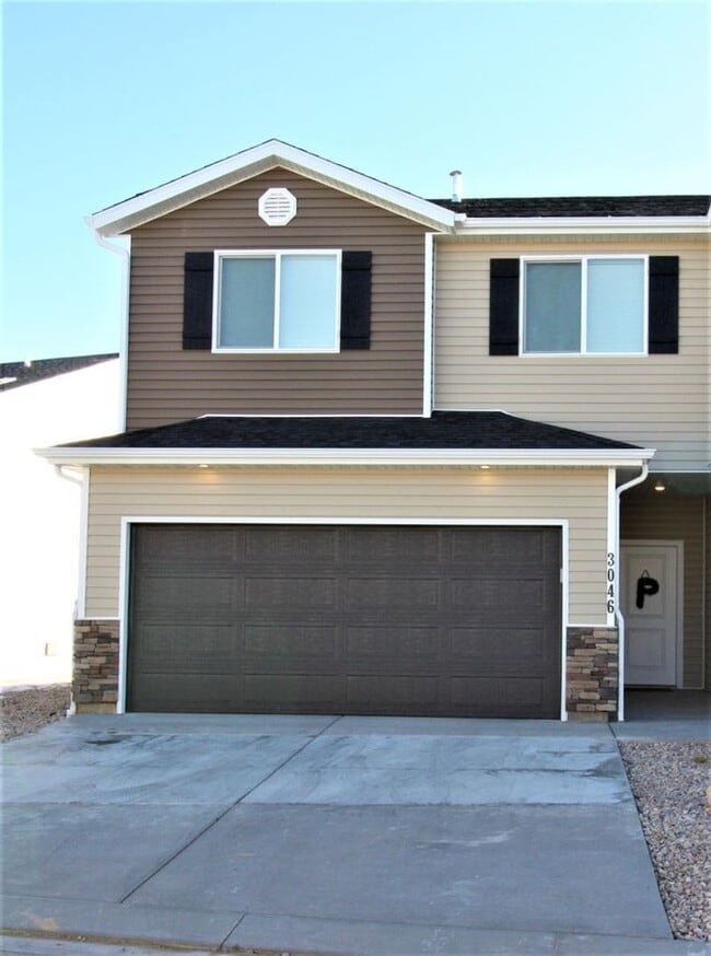 3B/2.5B Townhome - 3B/2.5B Townhome