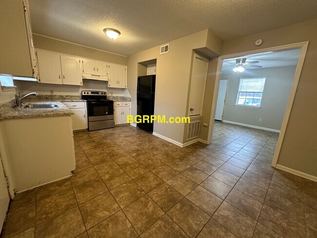 1012 W Myrtle St Unit 1012 W Myrtle - A