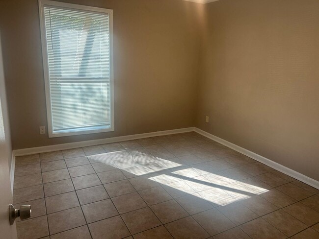 Photo - 5106 Blacksmith Dr