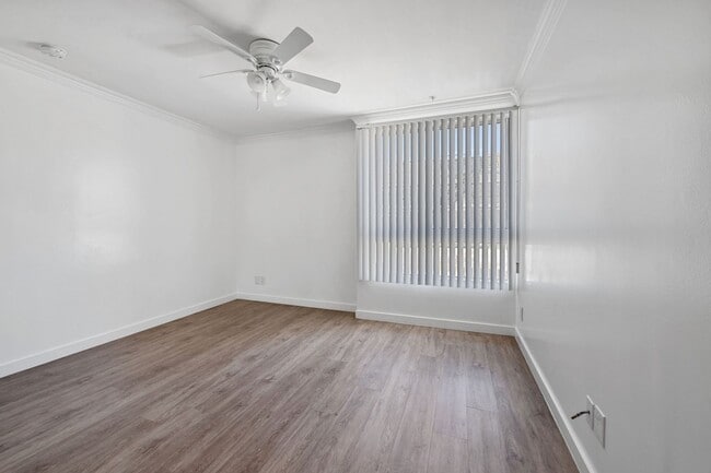 Photo - Spacious 2-Bed / 2-Bath Apartment in Prime Hollywood Location Unit Barton  #202