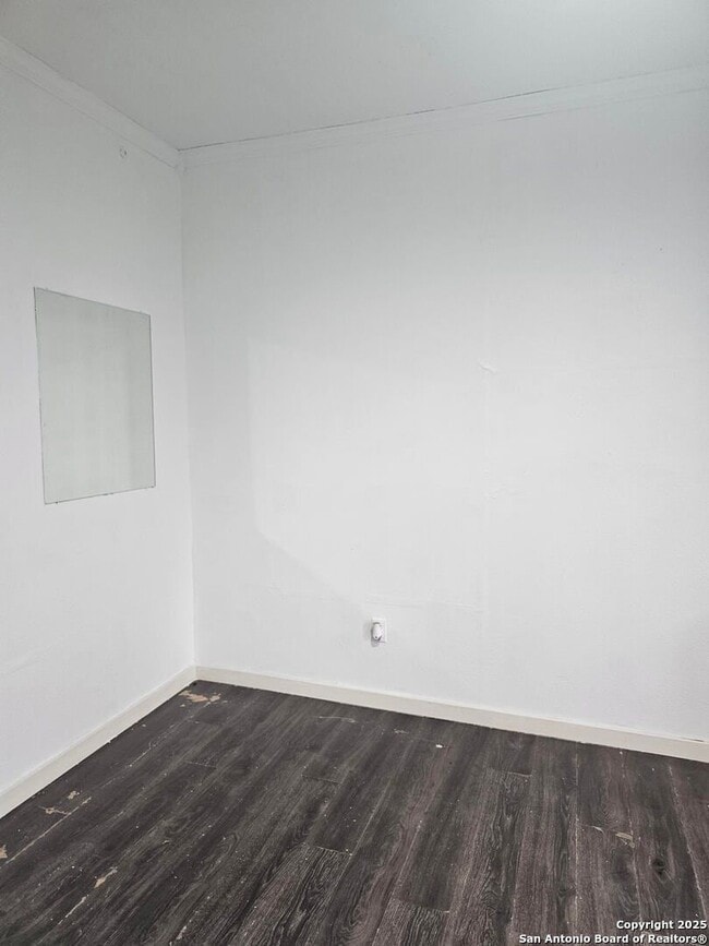 Photo - STUDIO APARTMENT NEAR DOWNTOWN!
