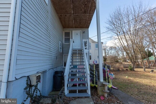 Photo - 324 E Washington St