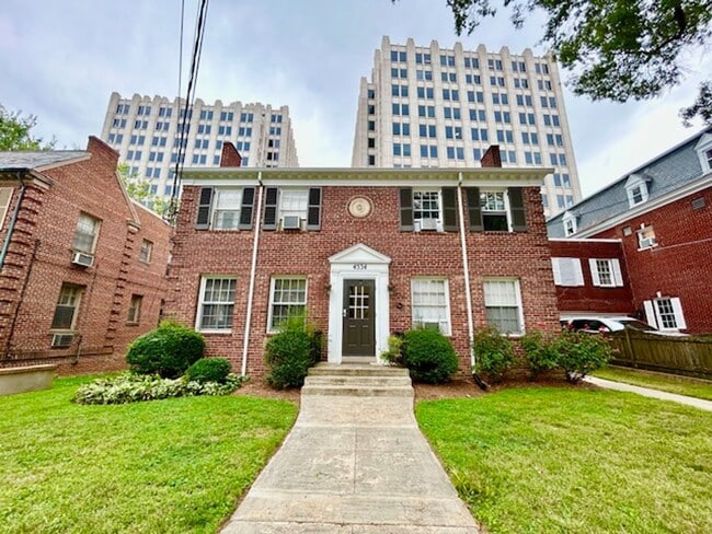 Building Photo - 4534 Avondale St Unit 4534 Avondale Street #2