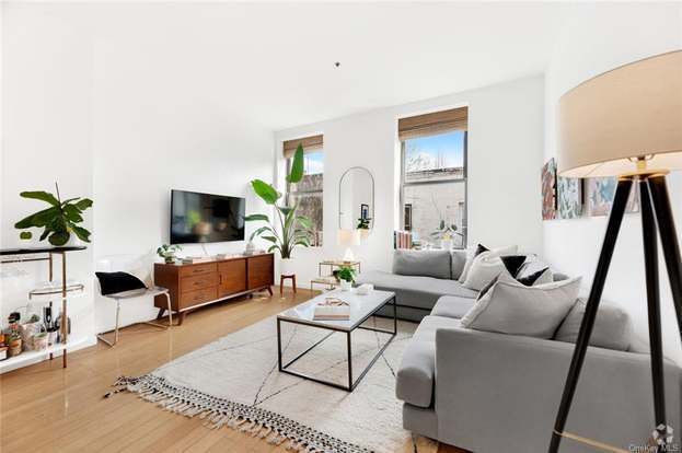 Building Photo - 118 Greenpoint Ave Rental