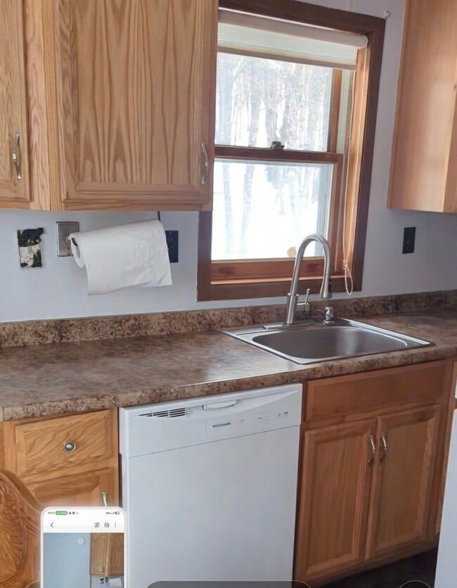 Photo - 102 Winding Way