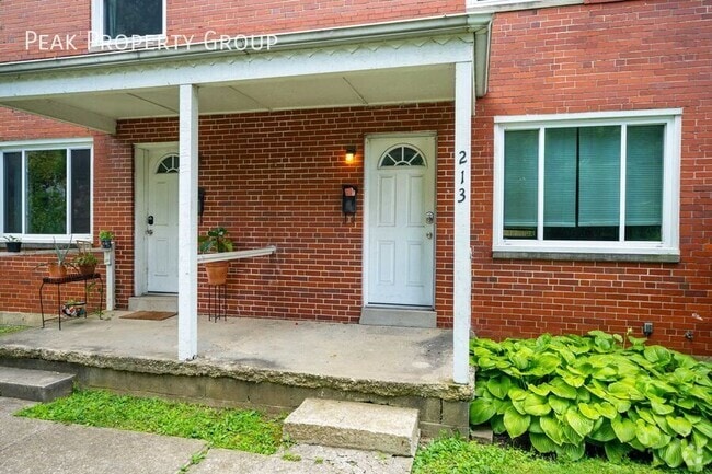Building Photo - 209 E Hudson St Rental