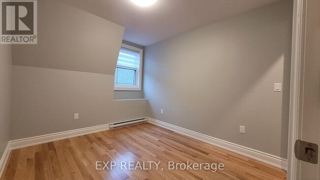 Photo - 157 James St Unité 301
