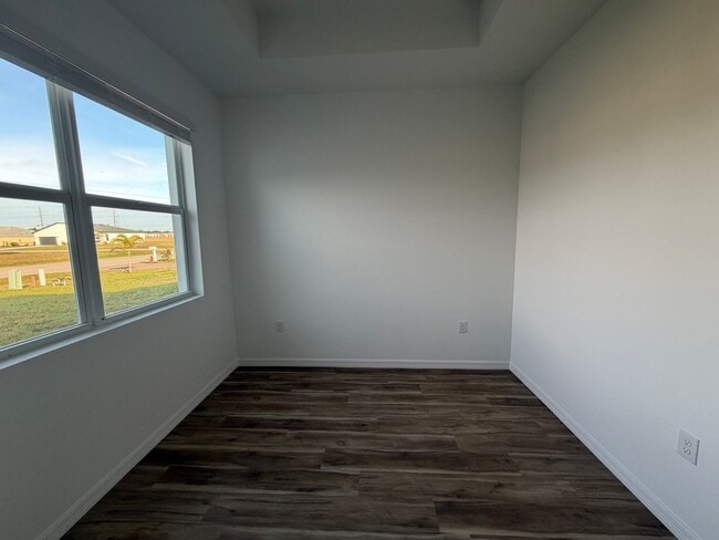 Photo - 18418 Wintergarden Ave