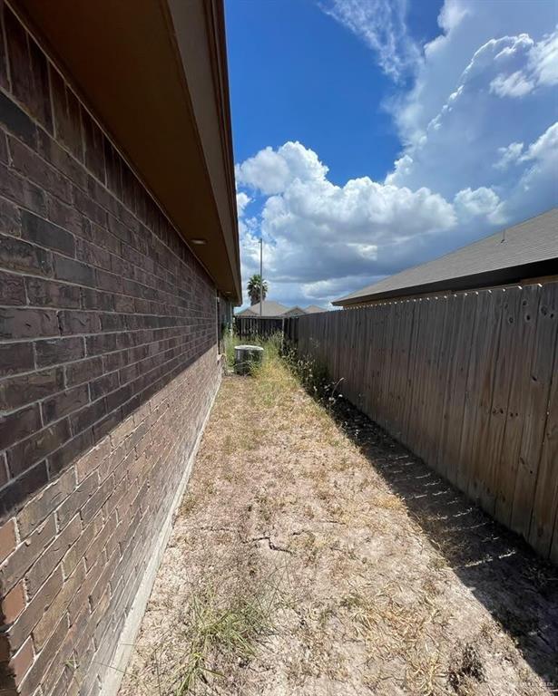 4184 Sabine Ave