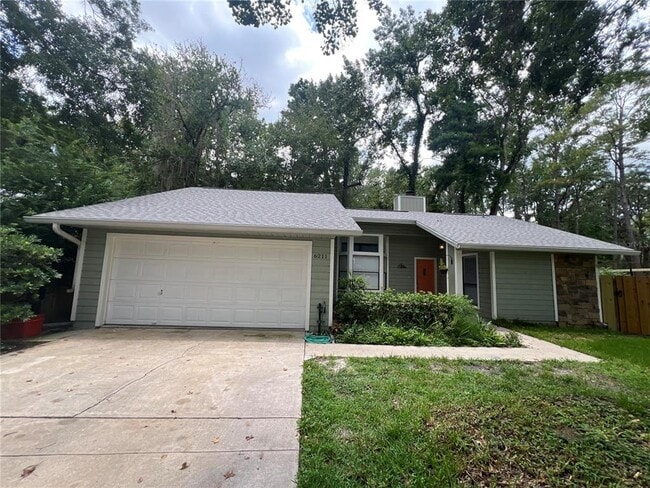 Building Photo - 6211 NW 44th Pl Rental