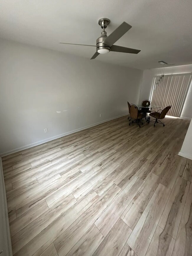 Photo - 283 Flagstone Way Townhome