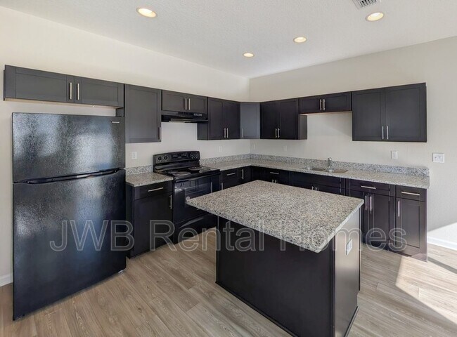 Photo - 6023 Carolines Ct