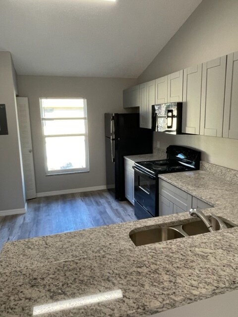 Photo - 3651 N Goldenrod Rd