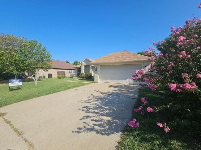 Photo - 4507 Twin Oaks Cir