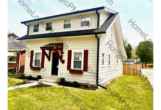 Building Photo - SOUTH BROADRIPPLE - 4 BR/2BA LIKE BRAND NEW!
