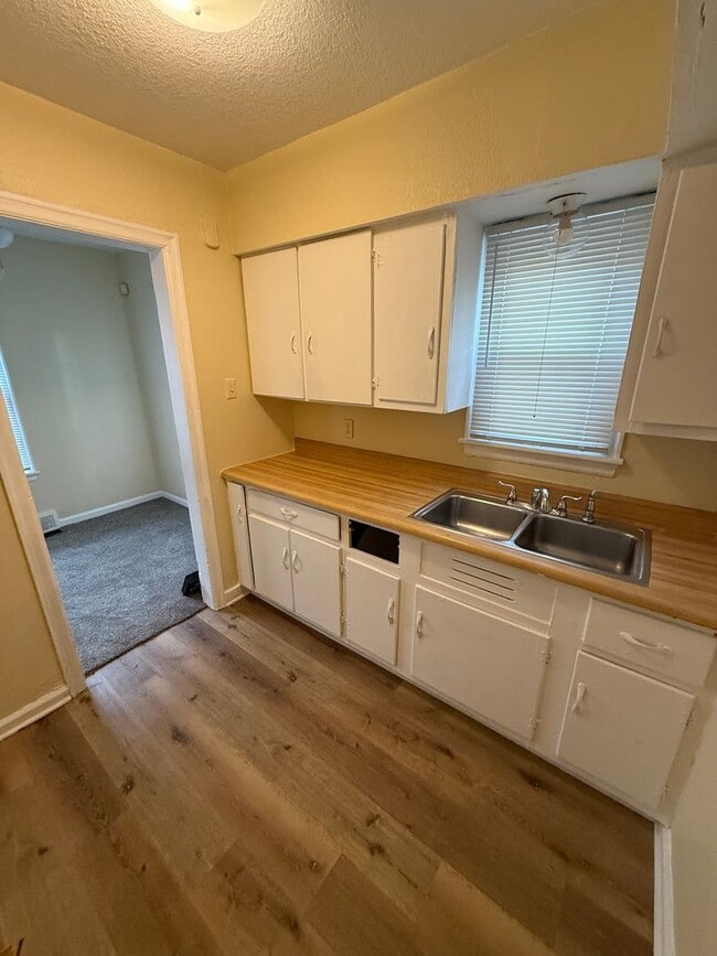 Photo - New 2 bed Duplex Listing!