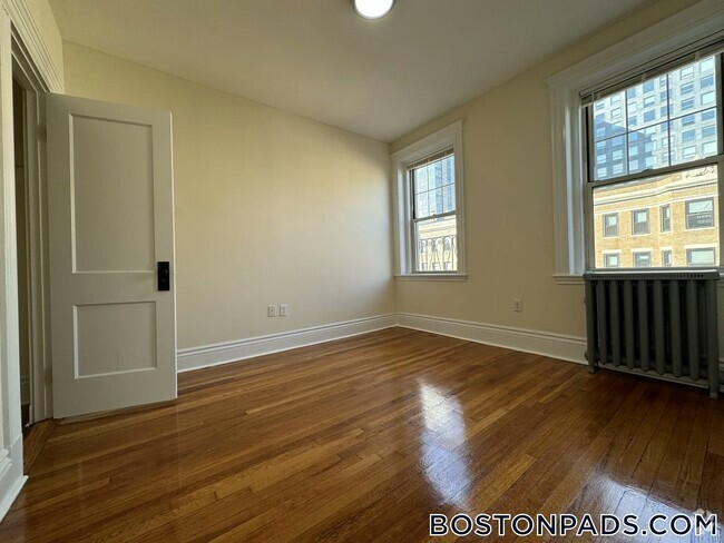 Building Photo - 25 Park Dr Unit 17 Rental