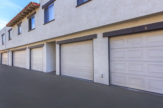 Photo - Carlyle Square Apartment Homes