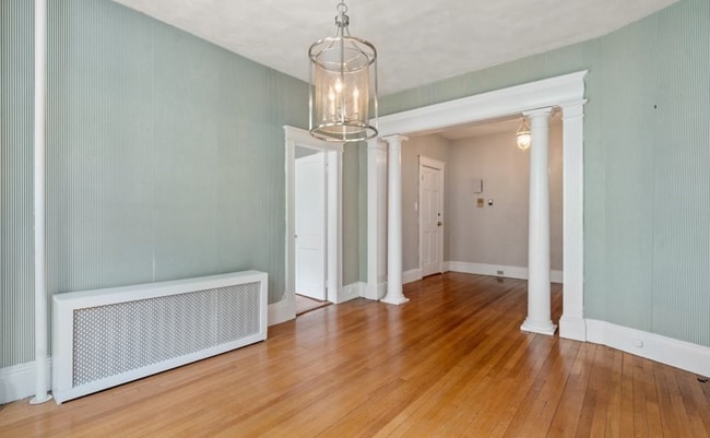 Photo - Gorgeous 3 bedroom unit in Brookline!