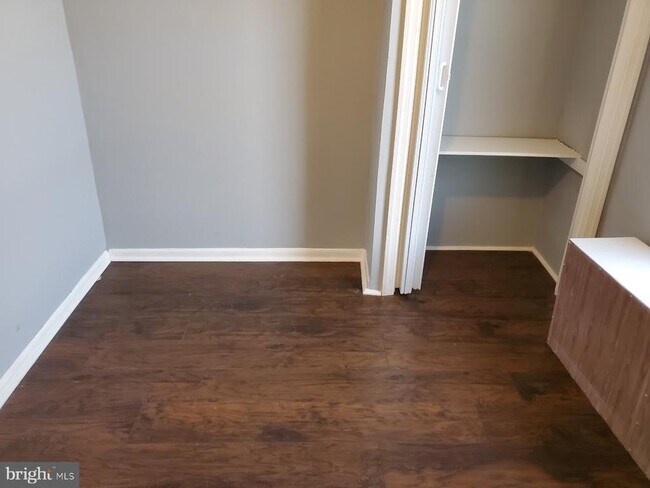 Photo - 5707 Belmar St