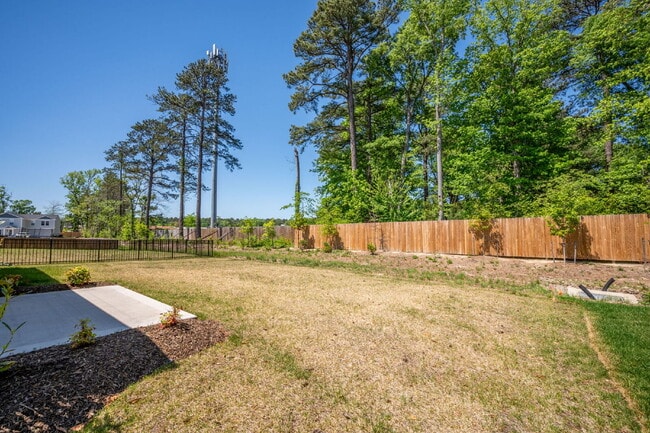 Photo - 3 Bedroom Single-Family Home with 2-Car Garage in Glen Allen (23060) – $2,650/mo