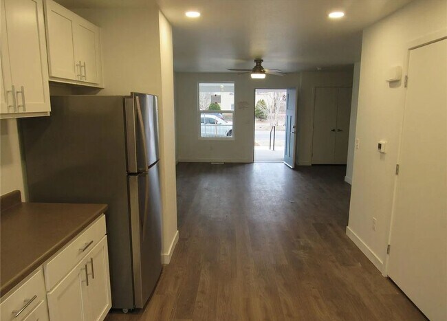 Photo - 2207 E 37th Ave