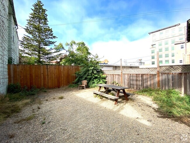 Building Photo - 2330-2334-2334 Geary Blvd Unit 2330 Rental