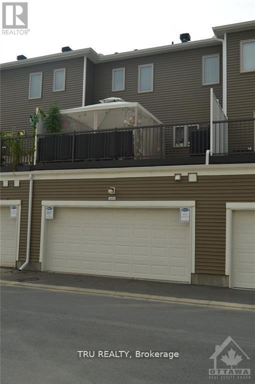 Photo - 1694 Maple Grove Rd