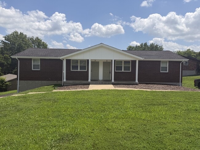 Building Photo - 171 Vulco Dr