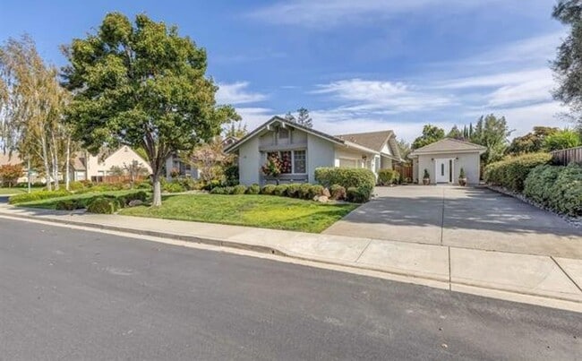 Photo - Private and Sizable 4BD/3BA Single Story Home in Livermore South, Easy Commute to 580 & 84!