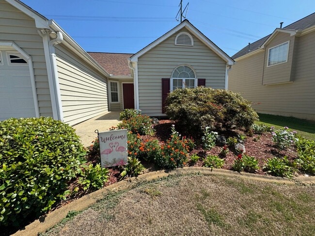 Photo - Sunroom and Fenced Backyard in the Heart of Kennesaw!