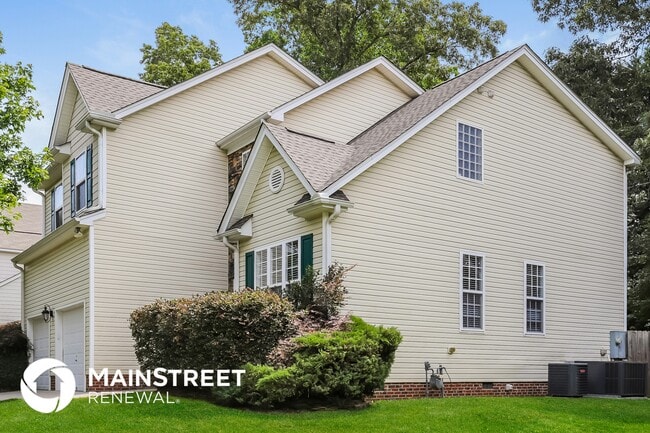 Photo - 1503 Bowmore Pl