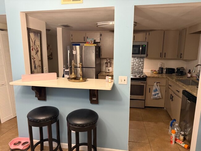 Photo - 216 Glenview Blvd Unit 102