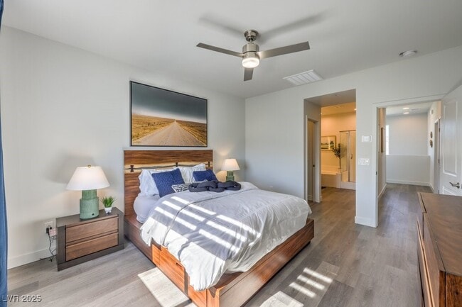 Photo - 9420 Titania Dawn St