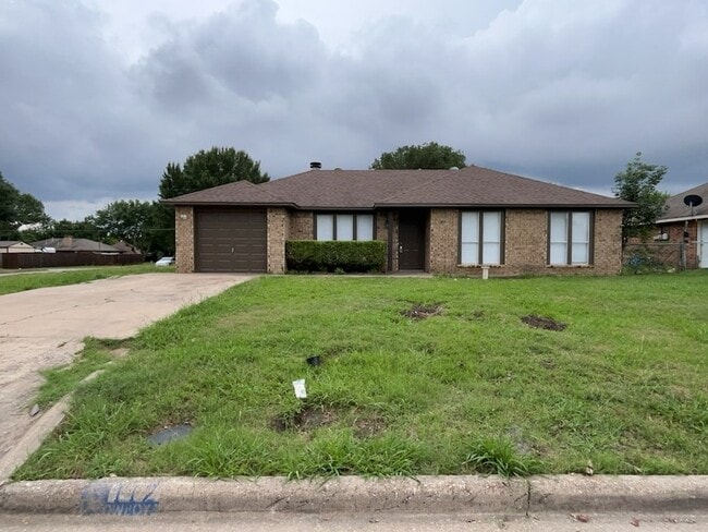Photo - 112 Mesa Dr House