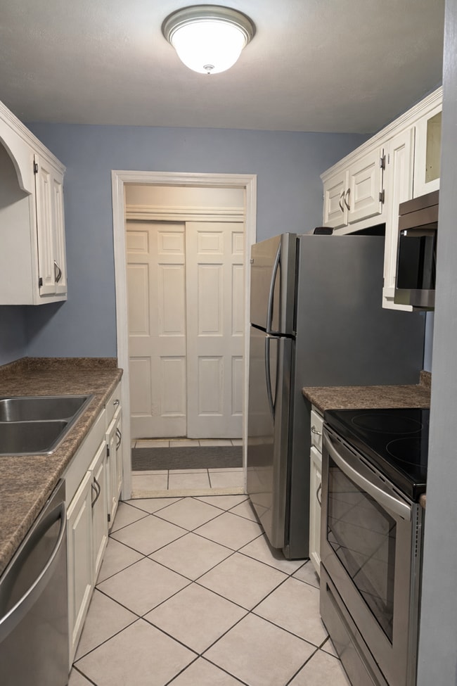 Cocina - 134 Deer Hill Ave