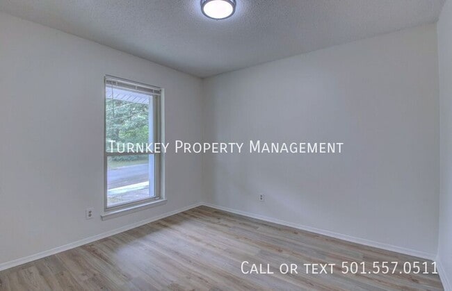 Photo - 1910 Fair Oaks Dr