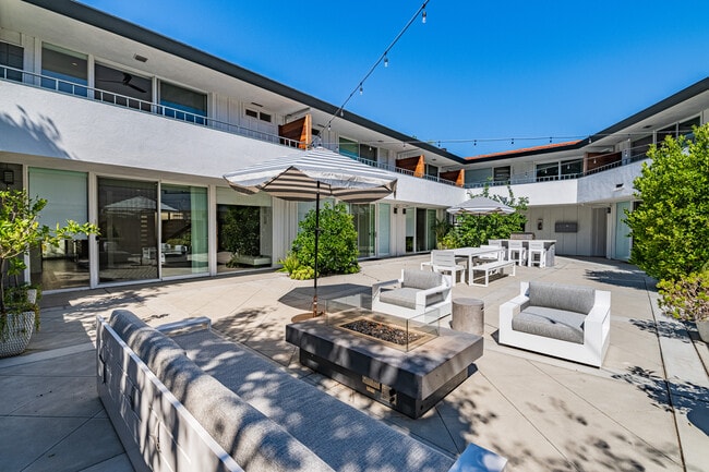 View of Interior Courtyard - The A on Lido Apartments