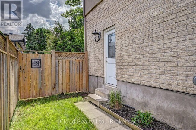 Photo - 65 Arkell Rd