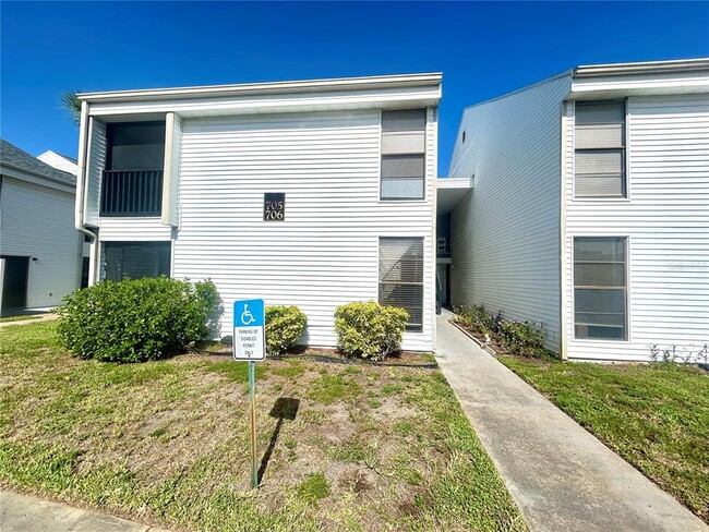 Building Photo - 705 Haven Pl Unit 705