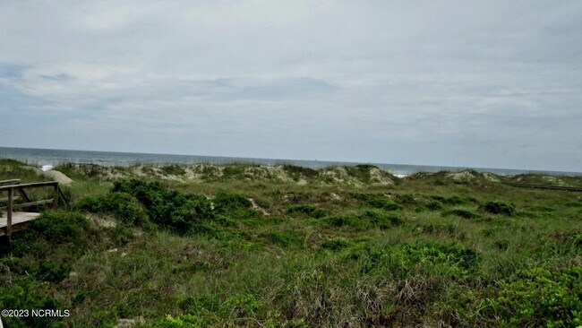 Photo - 301 Commerce Way Unidad 104