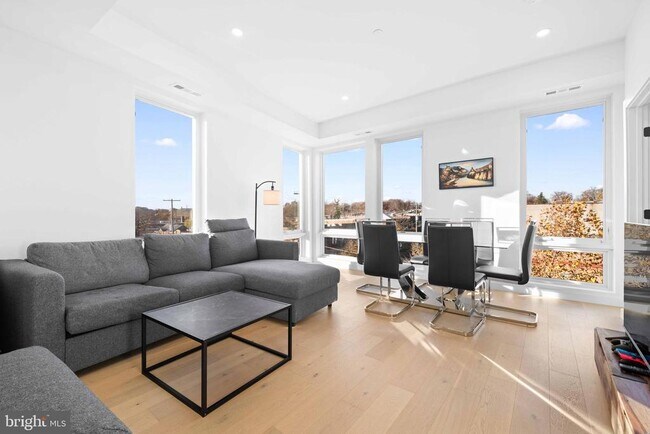 Photo - 30 Kennedy St NW Unit 14