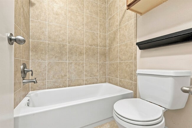 Photo - 1100 Augusta Dr Unit 86