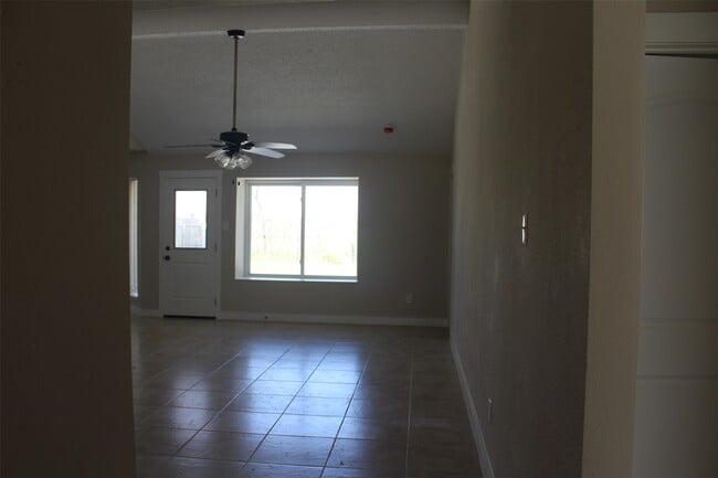 Photo - 4920 Deerwood Cir