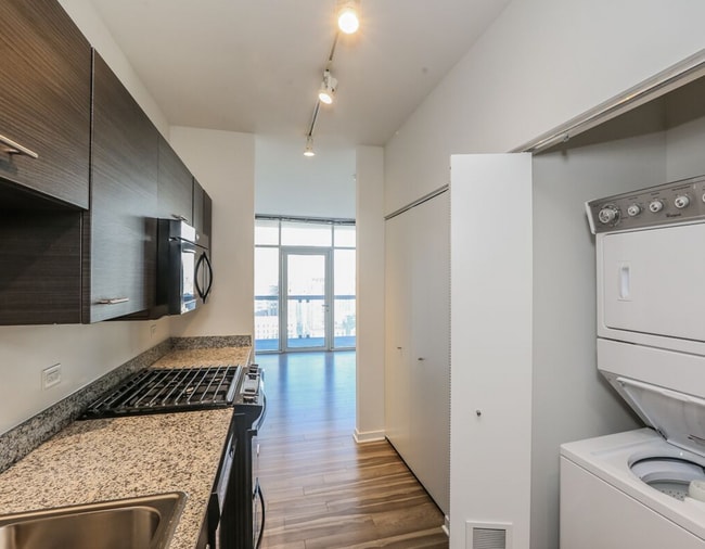 Photo - 737 N La Salle Dr Unit 2501