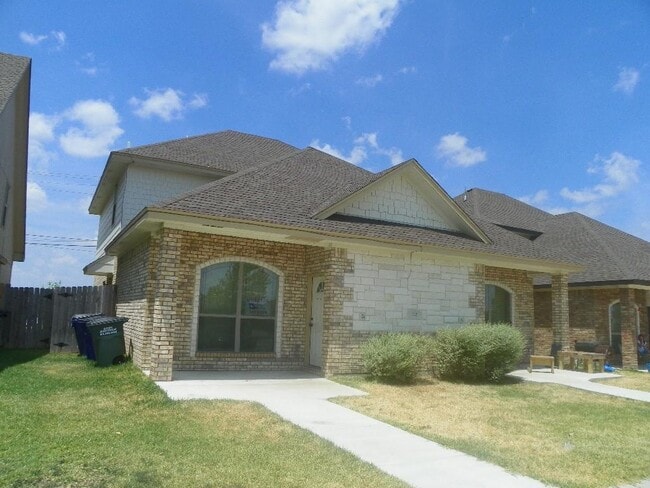 Photo - 112 Sandstone Dr Townhome